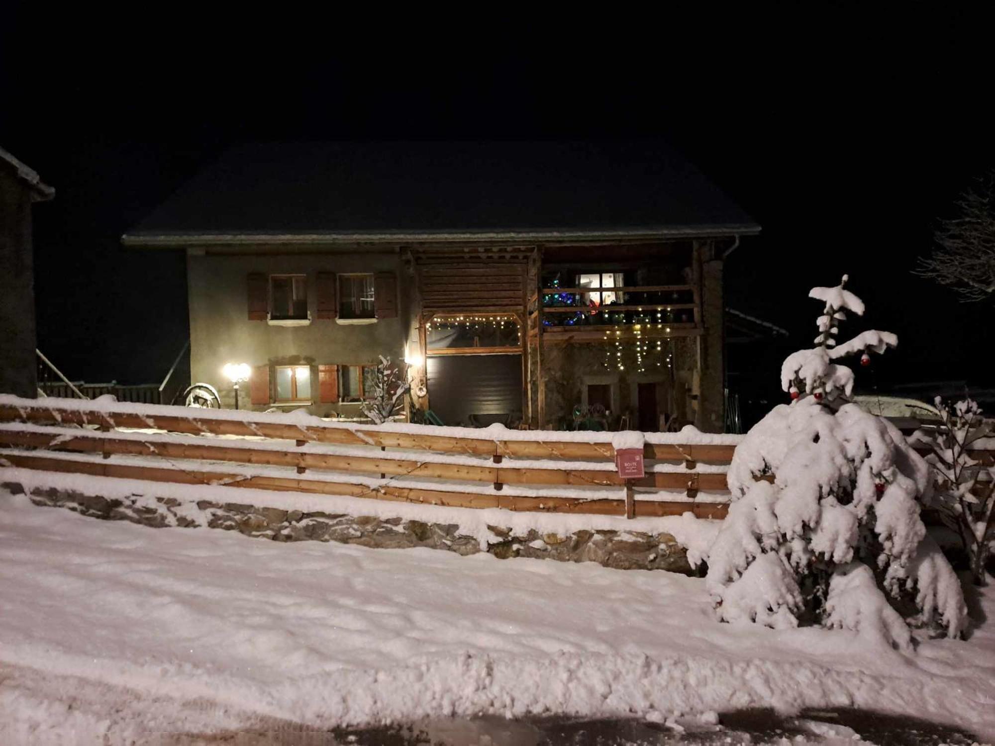 Maison D'Hotes Des Bassins D'Oche Saint-Paul-en-Chablais Eksteriør billede
